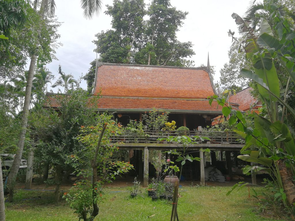 Thai Vernacular Architecture